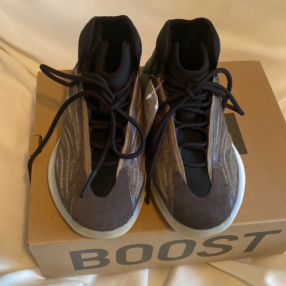 ❌ SOLD❌ Yeezy QNTM Men’s 6.5
